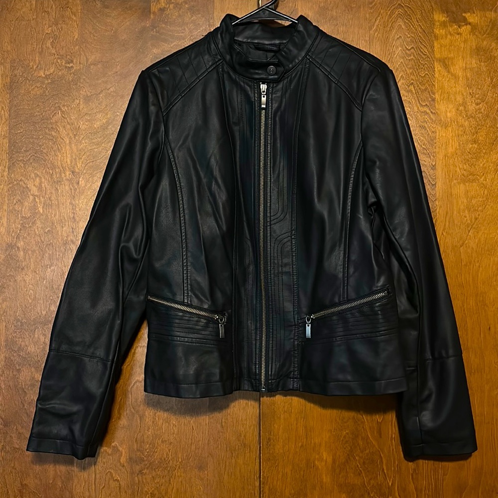 Bernardo Vegan Faux Leather Jacket Black Women’s size Medium